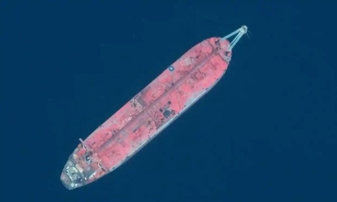 he FSO Safer oil tanker off the Yemeni port of Ras Isa. ‘The former chief executive of the company that owns the ship has described it as a “bomb”.’
